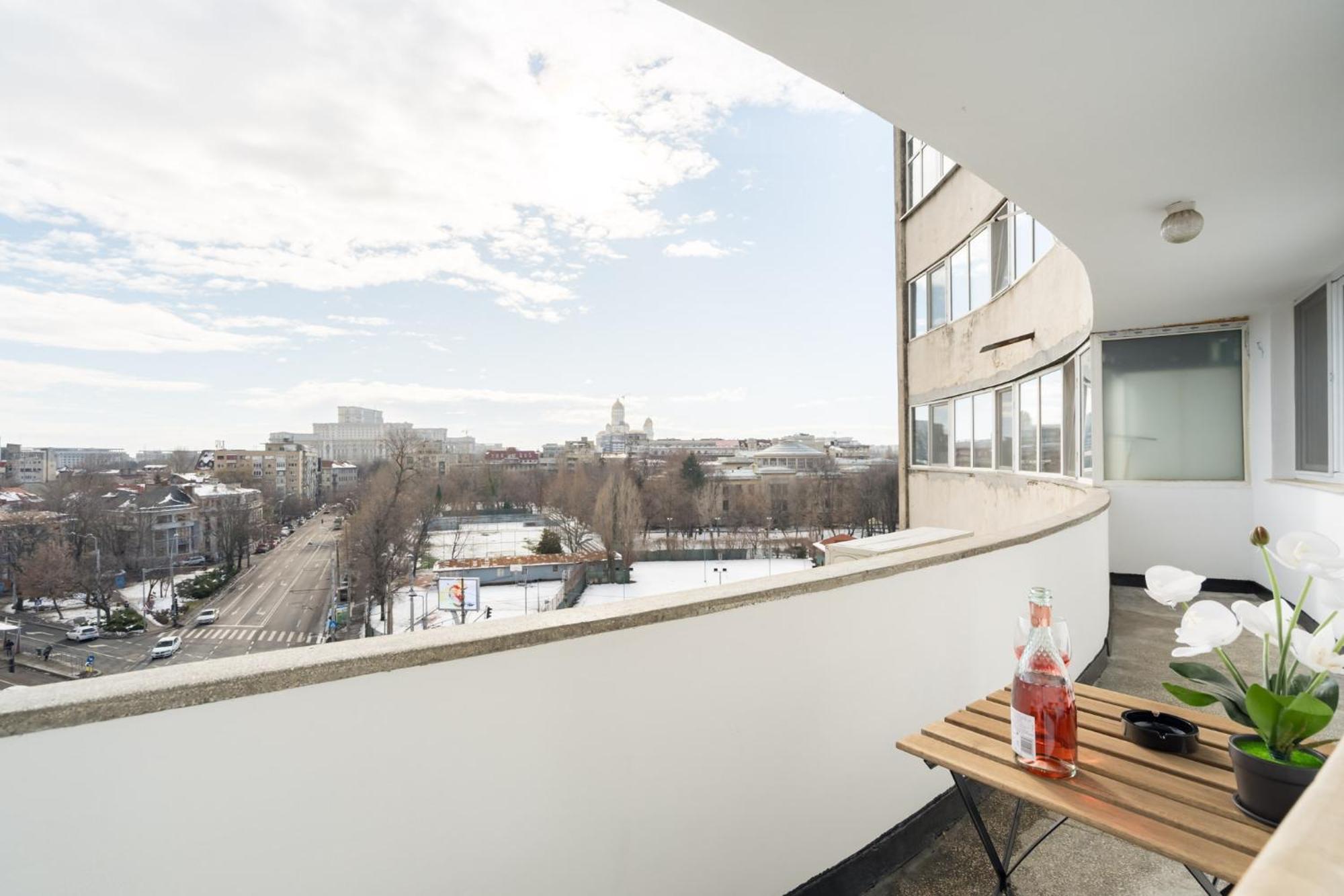 City View Apartment With Private Balcony 布加勒斯特 外观 照片